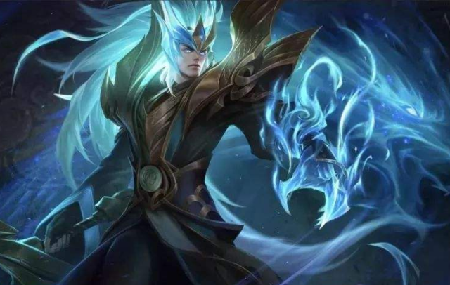 Assum ：选金克丝是因为训练赛打龙效果挺好的