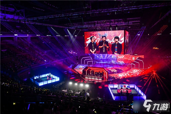 LPL 明天的首发阵容已公布： SeTab 对阵 knight 在中路， HOYA 对阵 bin 在SOLO选边赛中